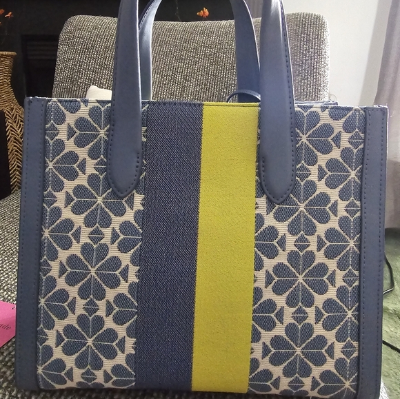 New Kate Spade Morning Sk Spade Flower - Picture 2 of 6